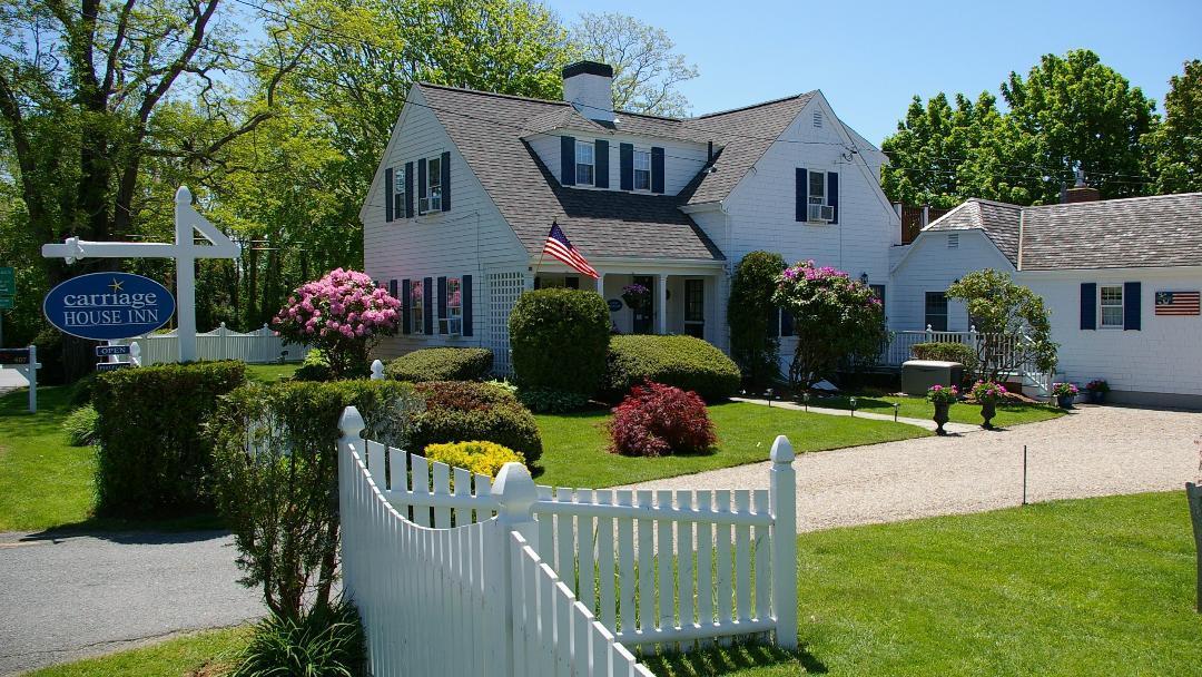 The Carriage House Inn Chatham Exterior foto