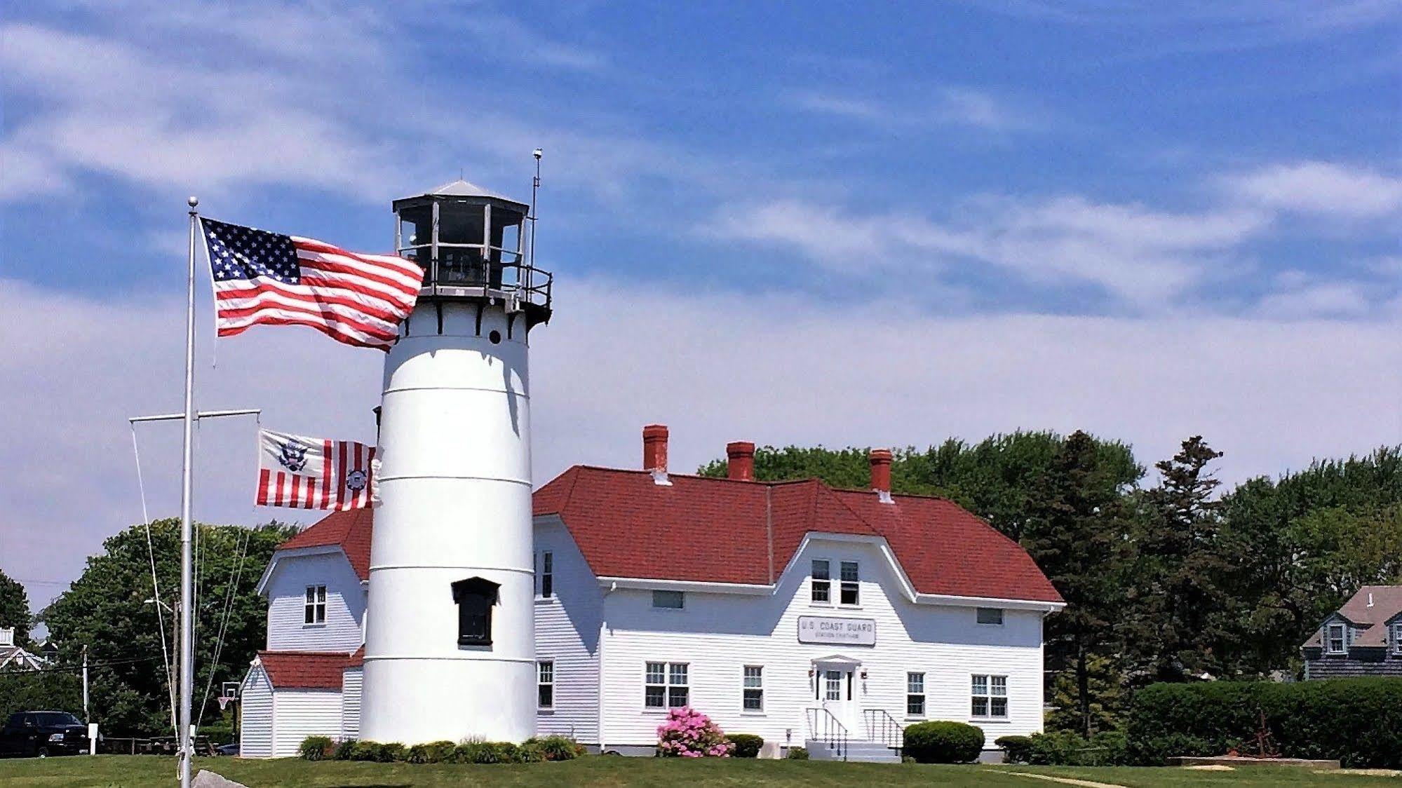 The Carriage House Inn Chatham Exterior foto